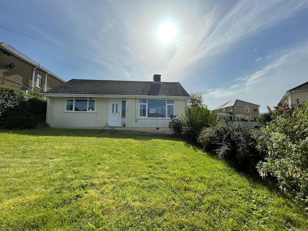 2 bed detached bungalow for sale in Heol Y Waun, Seven Sisters, Neath