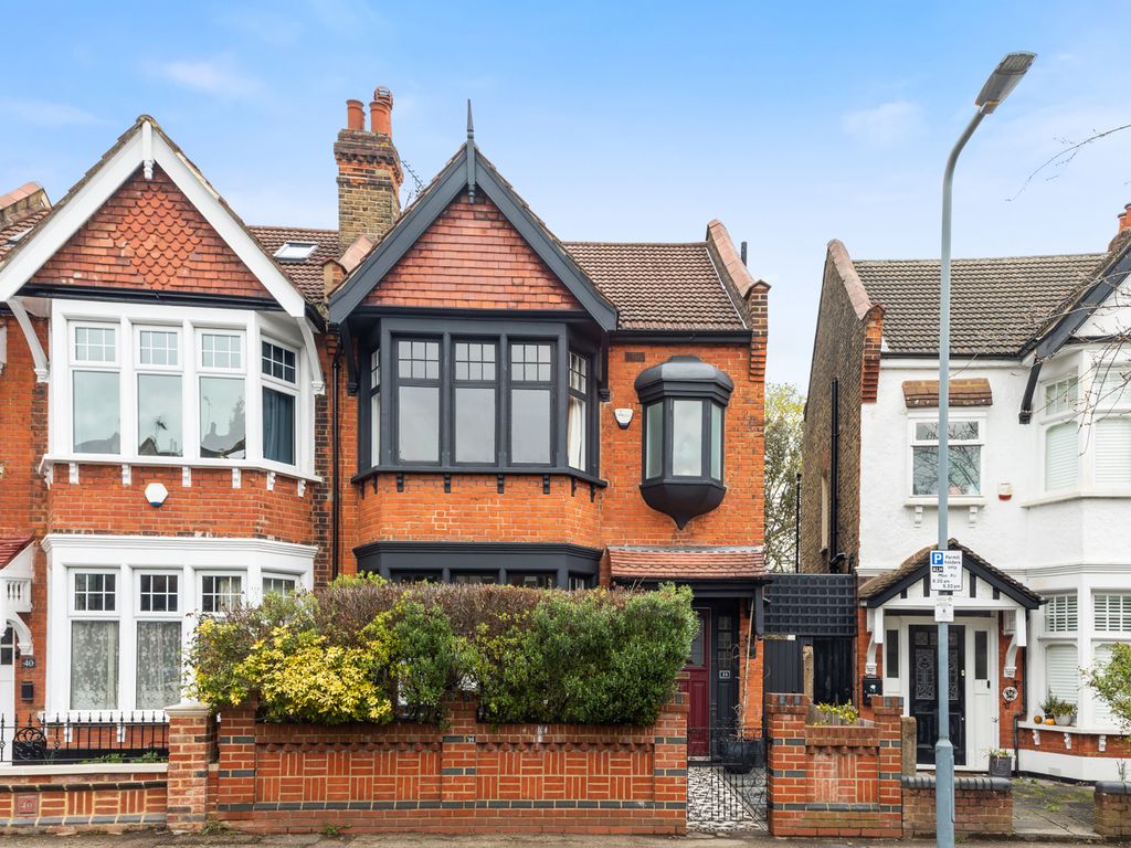 5 bed semidetached house for sale in Woodlands Avenue, London E11 Zoopla