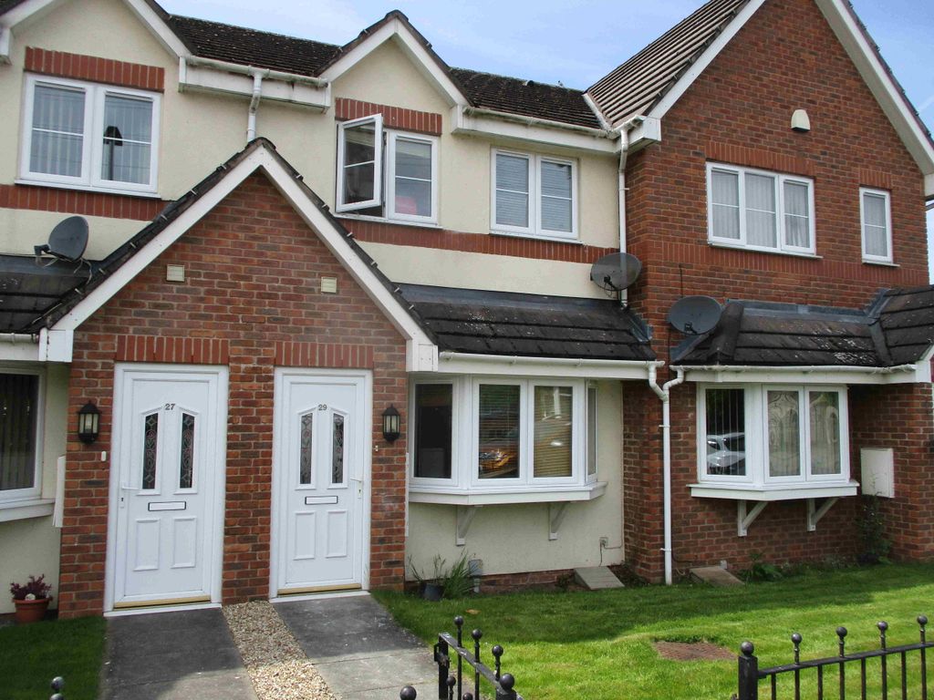 3 bed terraced house to rent in Queens Avenue, Glazebury, Warrington