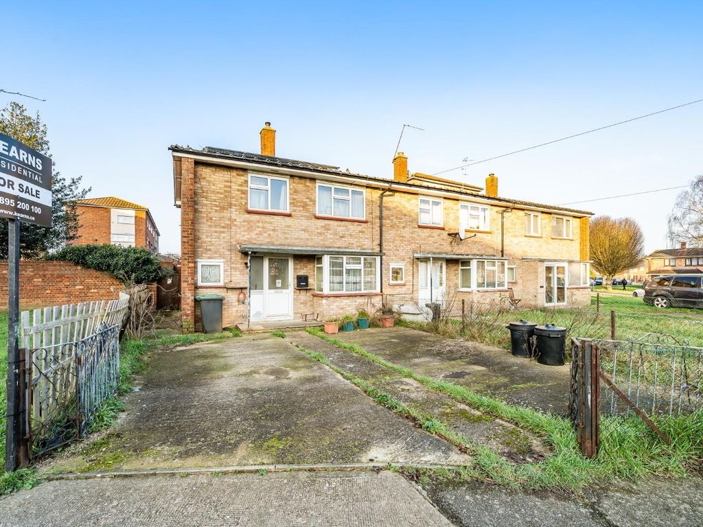 2 bed property for sale in Coleridge Way, West Drayton UB7 Zoopla