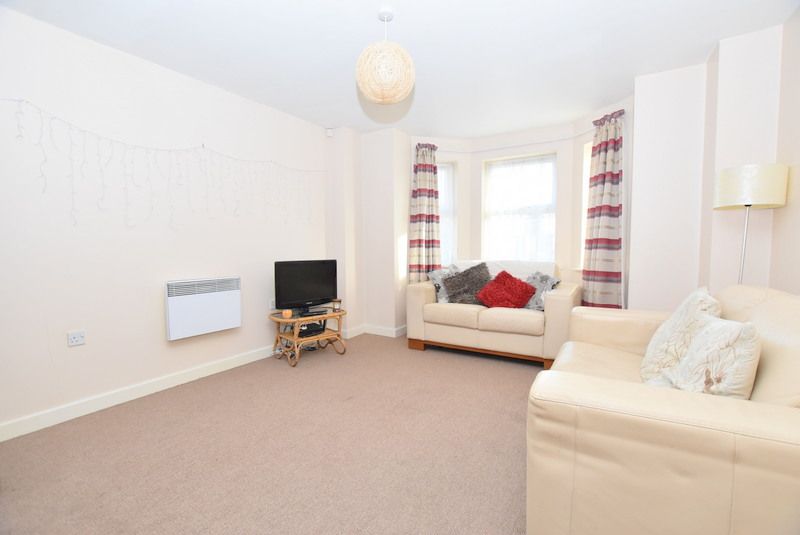 2 bed flat to rent in Etruria Court, Hanley ST1 Zoopla