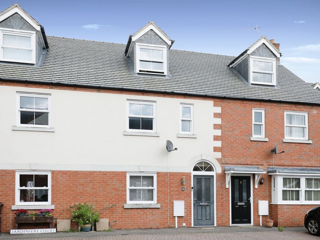 4 bed terraced house for sale in Hillmorton Road, Rugby CV22 Zoopla