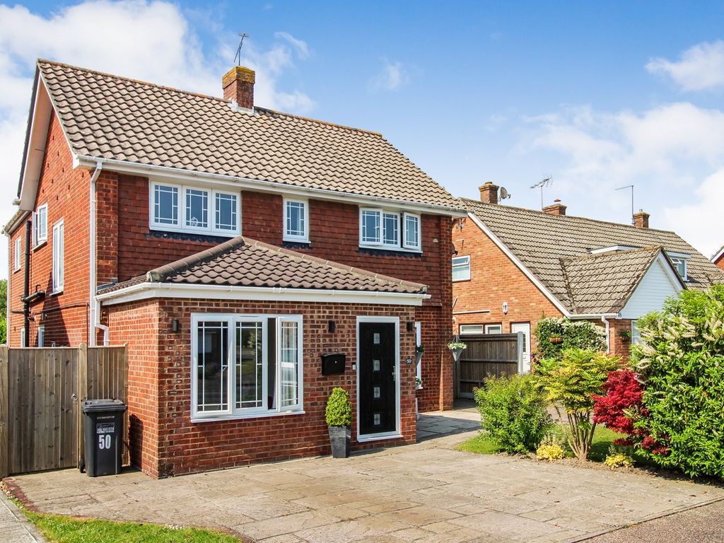 5 bed detached house for sale in Squires Close, Crawley Down, Crawley