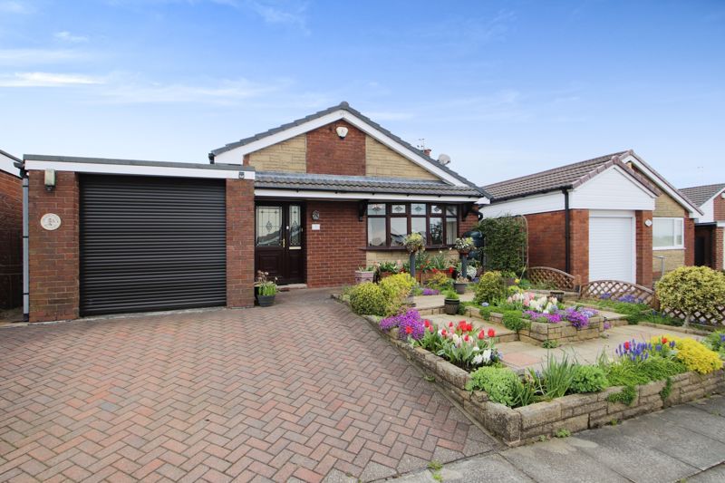 2 bed bungalow for sale in Preesall Close, Seddons Farm, Bury BL8, £