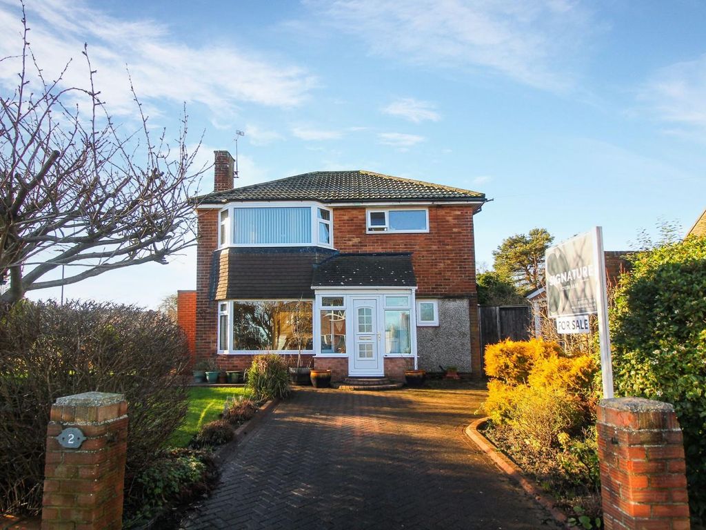 3 bed semidetached house for sale in Linton Road, Whitley Bay NE26, £