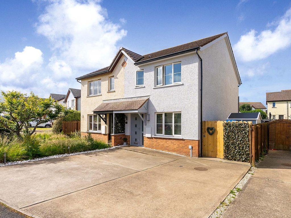 3 bed semidetached house for sale in 25, Broogh Wyllin, Kirk Michael