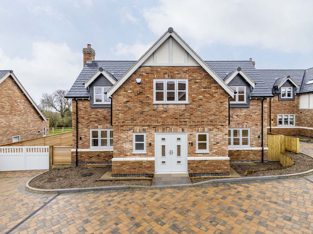 5 bed detached house for sale in Poppy Grange, Brinsley NG16, £785,000 Zoopla