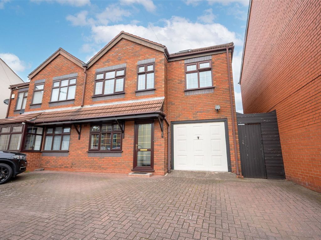 6 bed semidetached house for sale in Merridale Road,