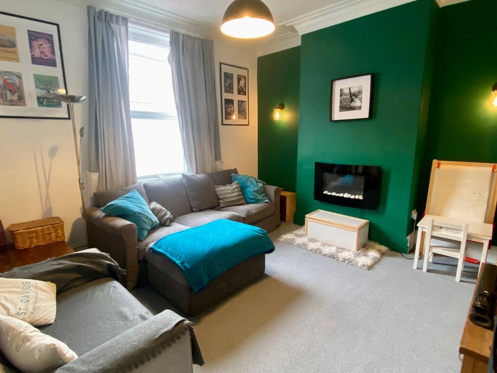 3 bed terraced house for sale in Catherine Street, Elland HX5 Zoopla