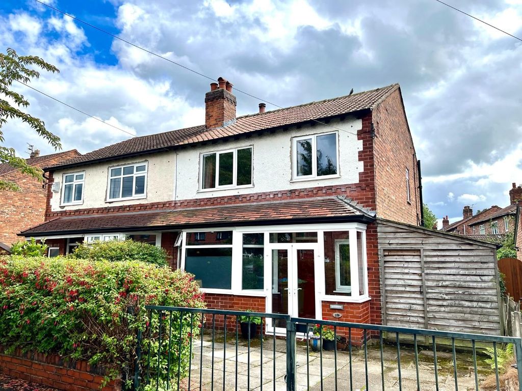 3 bed semidetached house for sale in Manley Road, Chorlton Cum Hardy, Manchester M21, £435,000