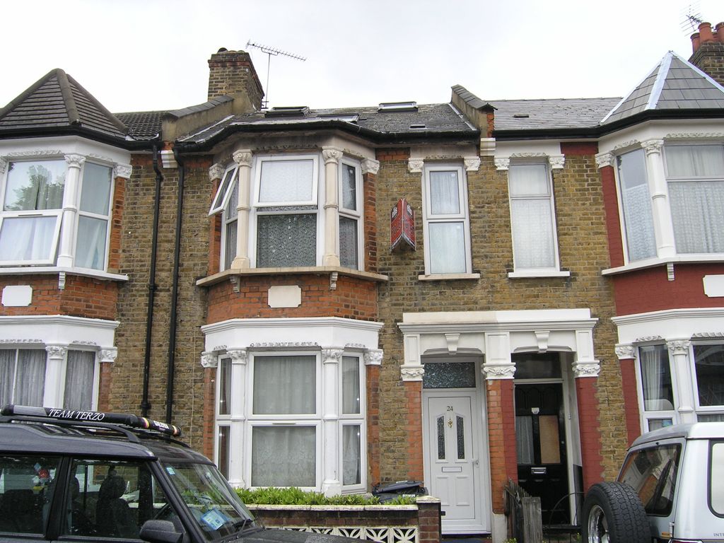 3 bed flat to rent in Ranelagh Road, London N17 Zoopla
