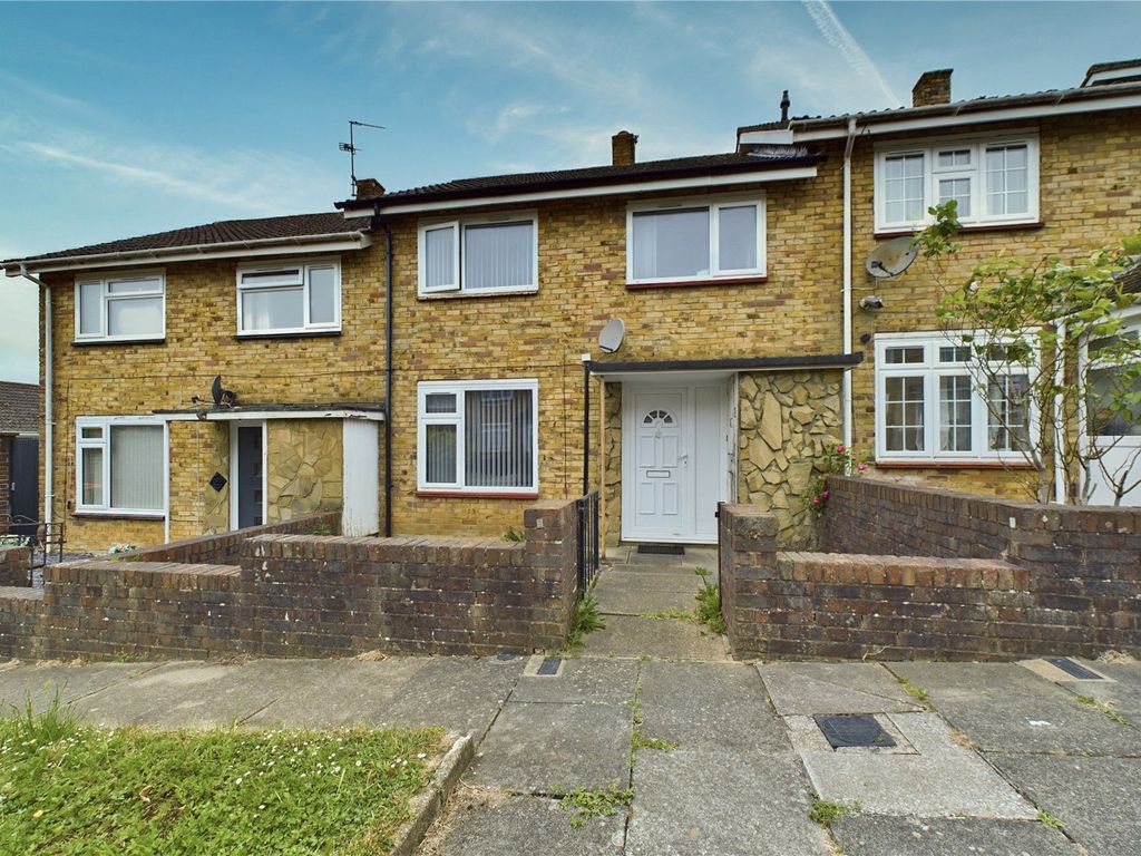 3 bed terraced house for sale in Colne Walk, Gossops Green, Crawley