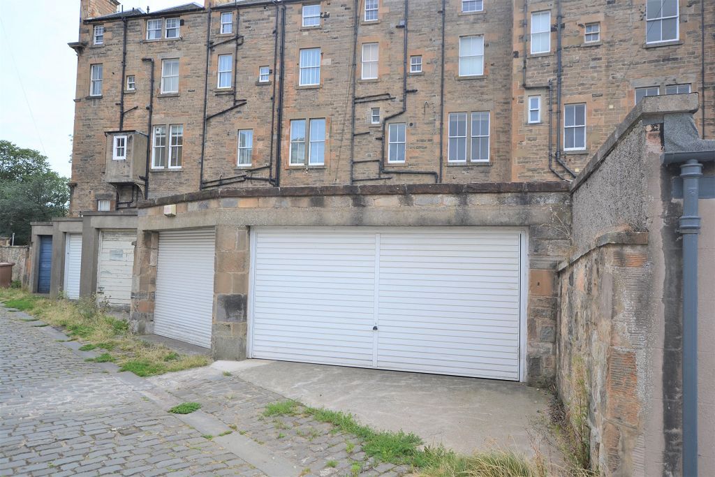 Studio to rent in Belgrave Crescent Lane, Edinburgh EH4 Zoopla