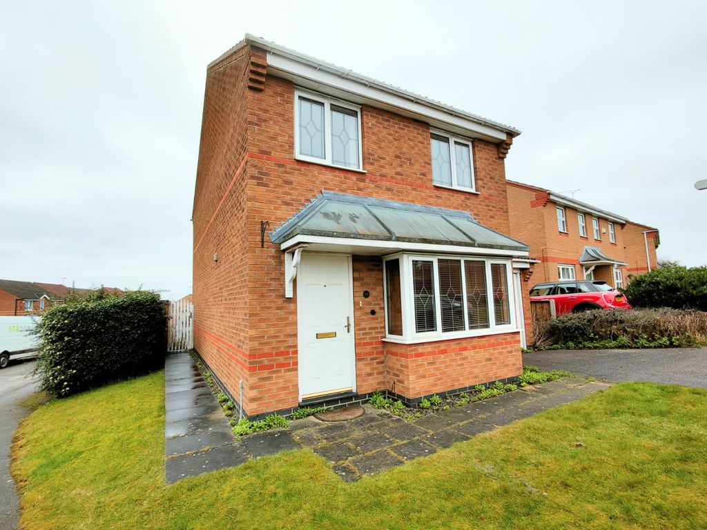 3 bed semidetached house to rent in Murby Way, Thorpe Astley