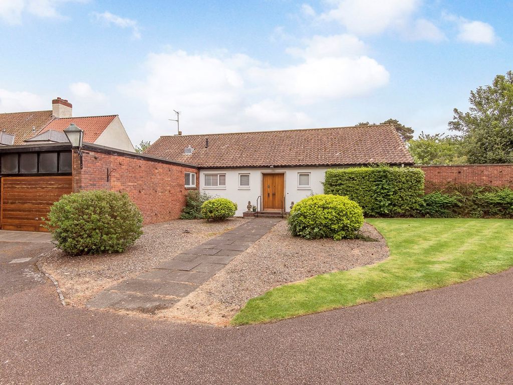 3 bed detached bungalow for sale in Buchanan Gardens, St Andrews KY16