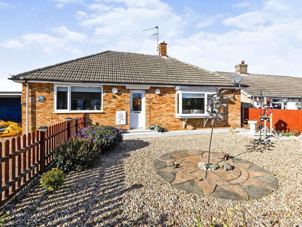 2 bed detached bungalow for sale in Recreation Drive, Southery, Downham