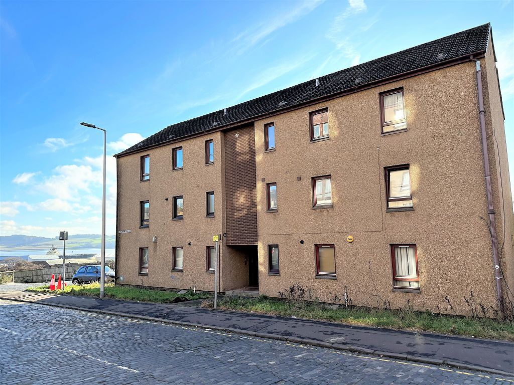 2 bed flat to rent in Graham Place, Dundee DD4, £750 pcm Zoopla