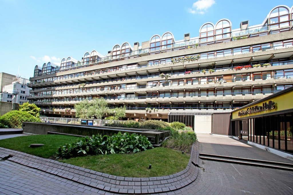 1 bed flat for sale in Ben Jonson House, Barbican, London EC2Y, £