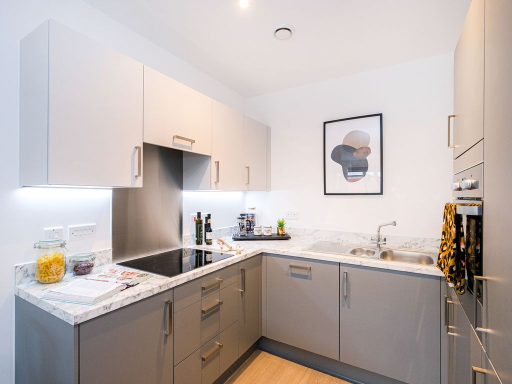 2 bed flat for sale in Elmgrove Road, Harrow HA1, £119,375 Zoopla