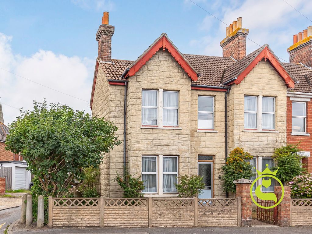 3 bed semidetached house for sale in Garland Road, Poole BH15, £