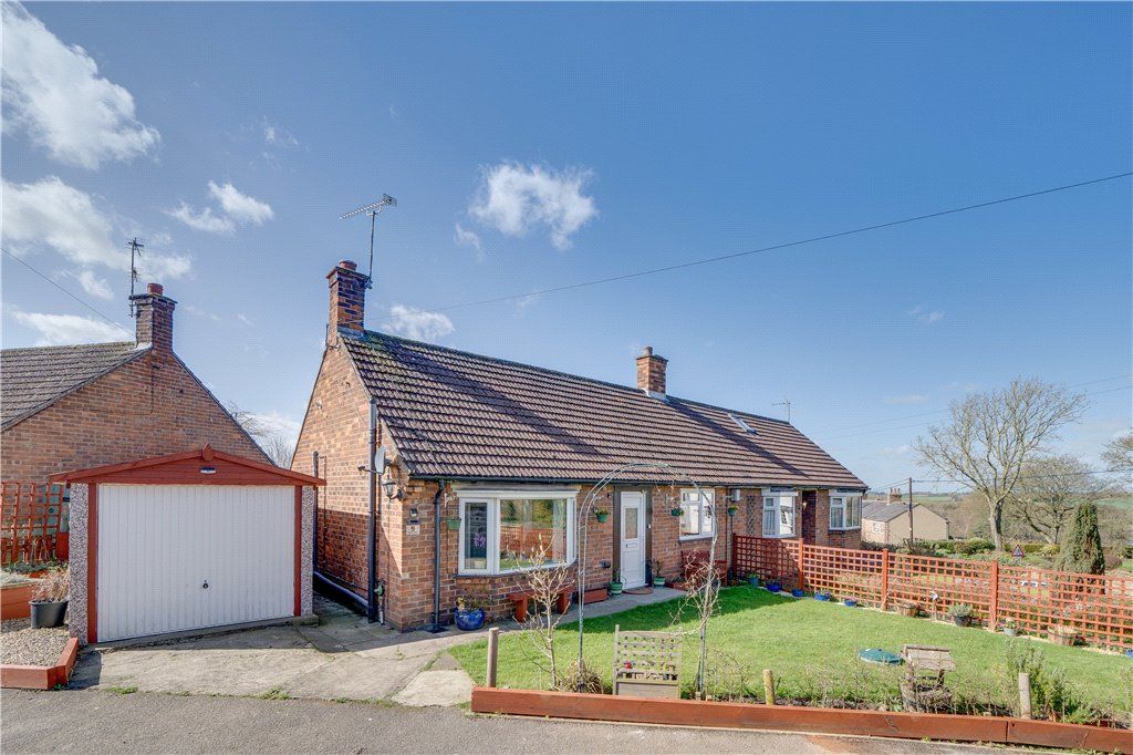 2 bed bungalow for sale in Elphin View, Husthwaite, York, North