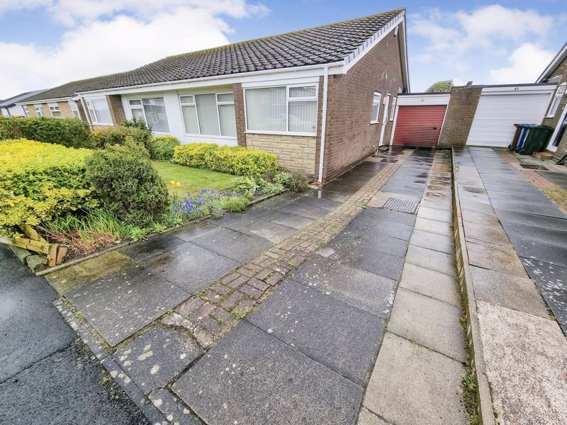 2 bed bungalow for sale in Kenmoor Way, Chapel Park, Newcastle Upon