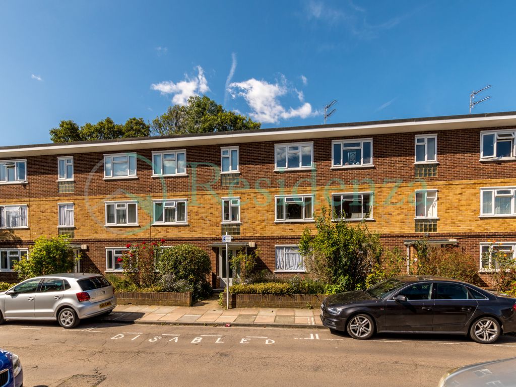 1 bed flat for sale in Chelsea Close, Hampton Hill TW12 Zoopla