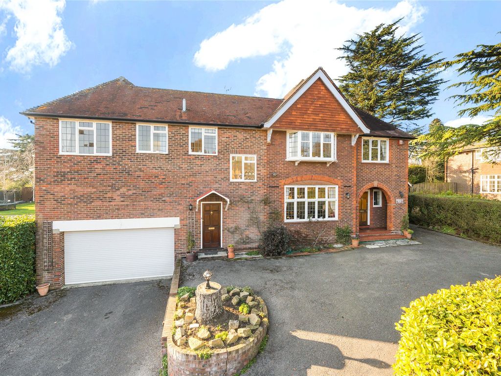 7 bed detached house for sale in Horsell, Surrey GU21 Zoopla