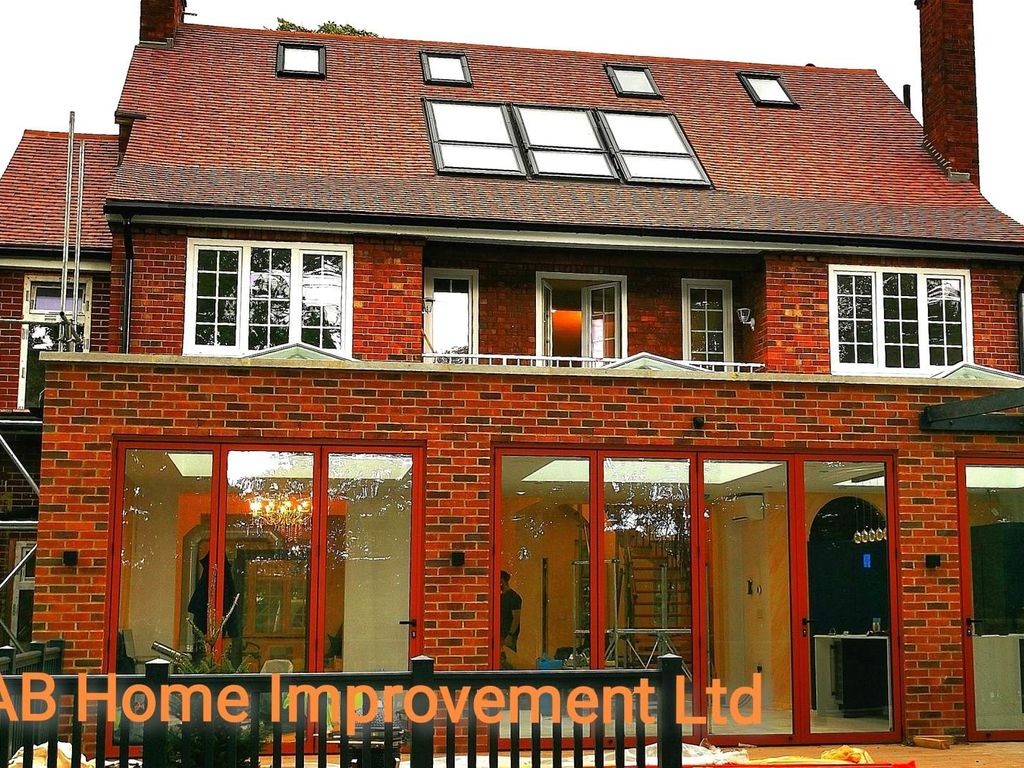 Commercial property for sale in Romford, England, United Kingdom RM5