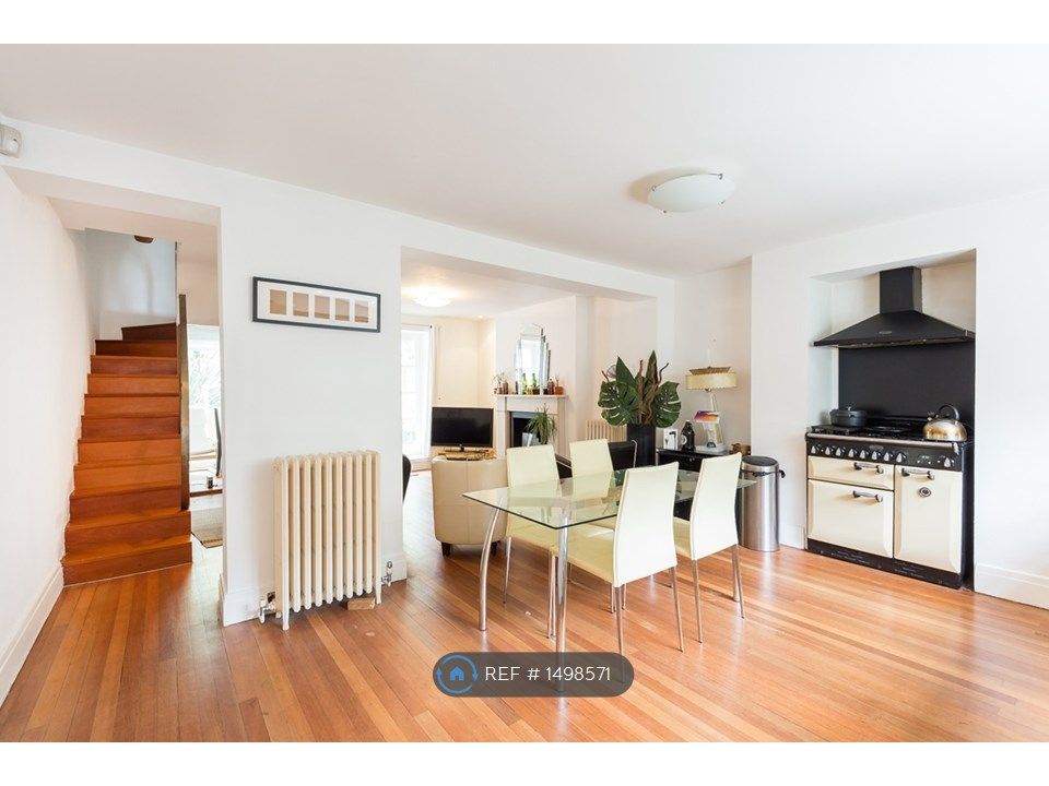 2 bed to rent in Albert Street, London NW1 Zoopla