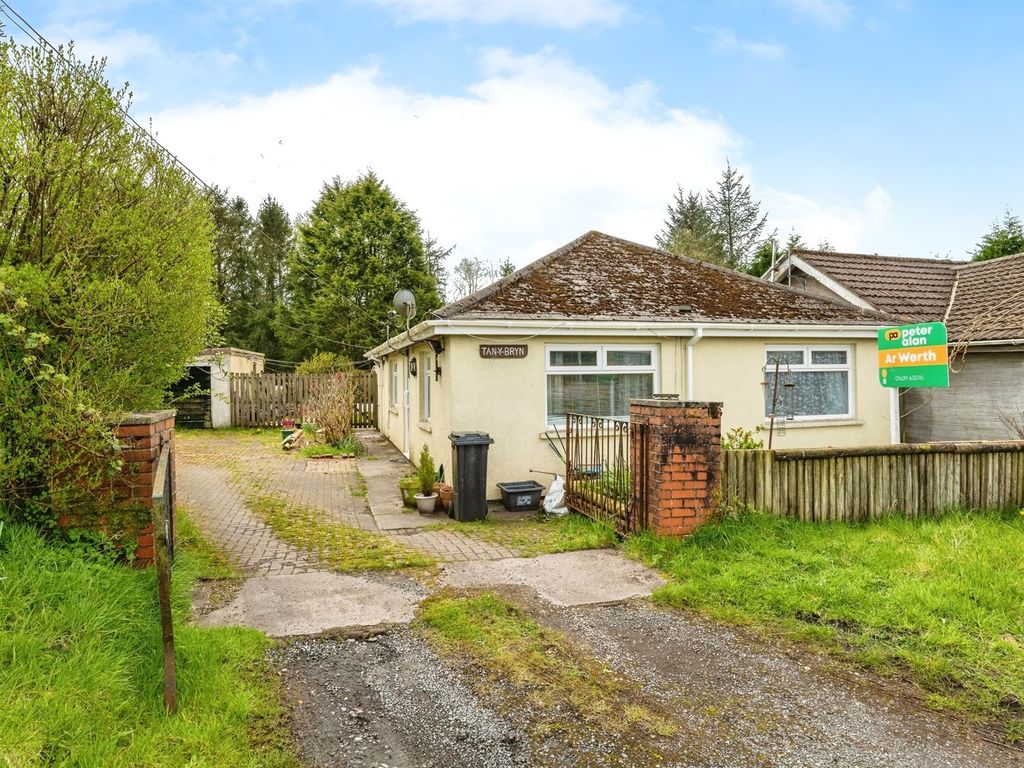 3 bed detached bungalow for sale in Intervalley Road, Banwen, Neath