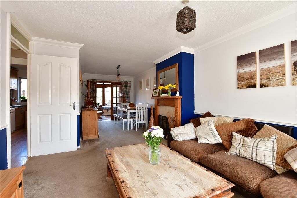 3 bed terraced house for sale in Welwyn Close, Bewbush, Crawley, West