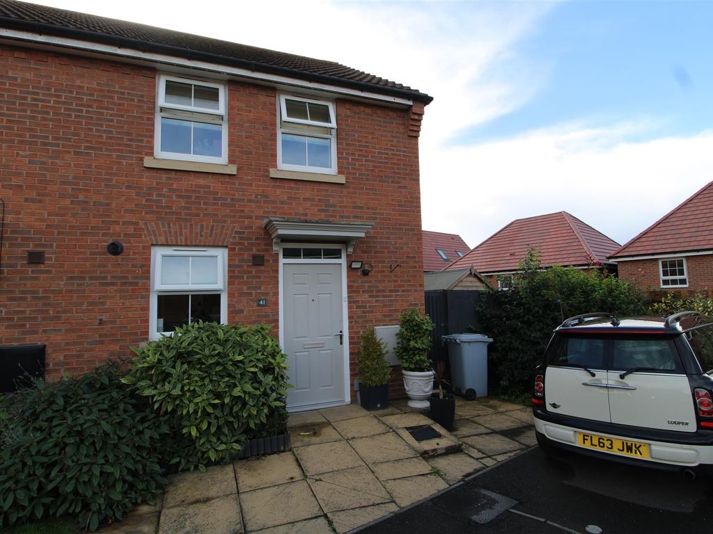 2 bed end terrace house for sale in Hunters Road, Newark NG24 Zoopla