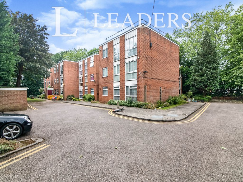 2 bed flat to rent in Bristol Road South, Northfield, Birmingham B31