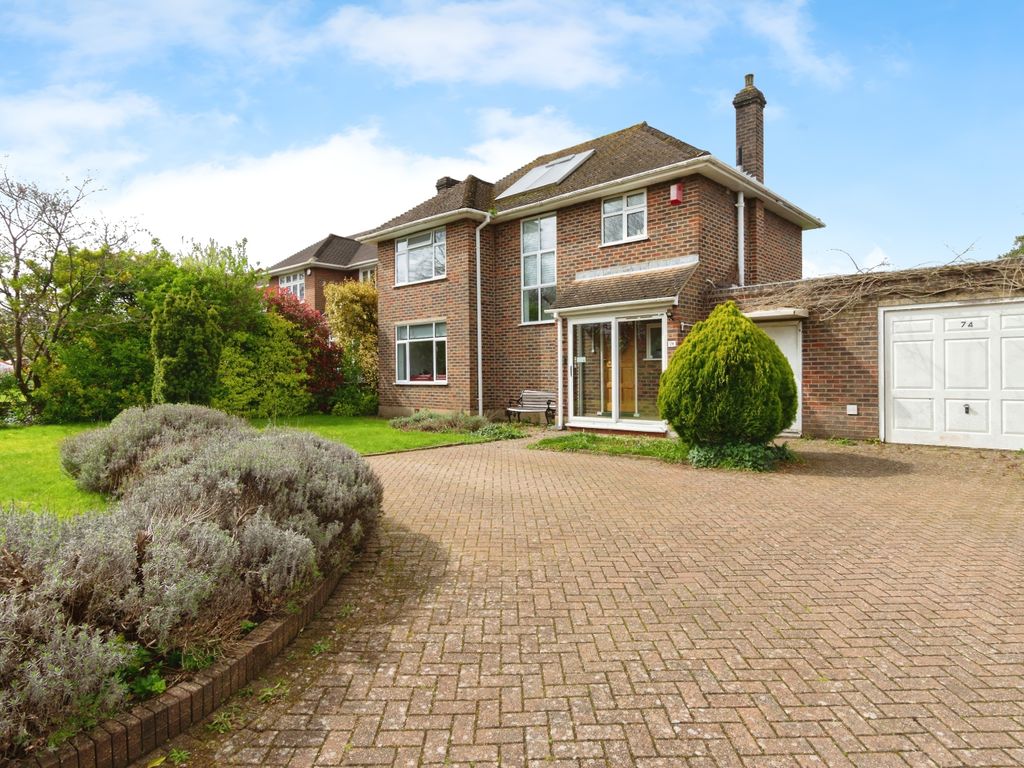 3 bed detached house for sale in Hayes Lane, Kenley CR8, £775,000 Zoopla