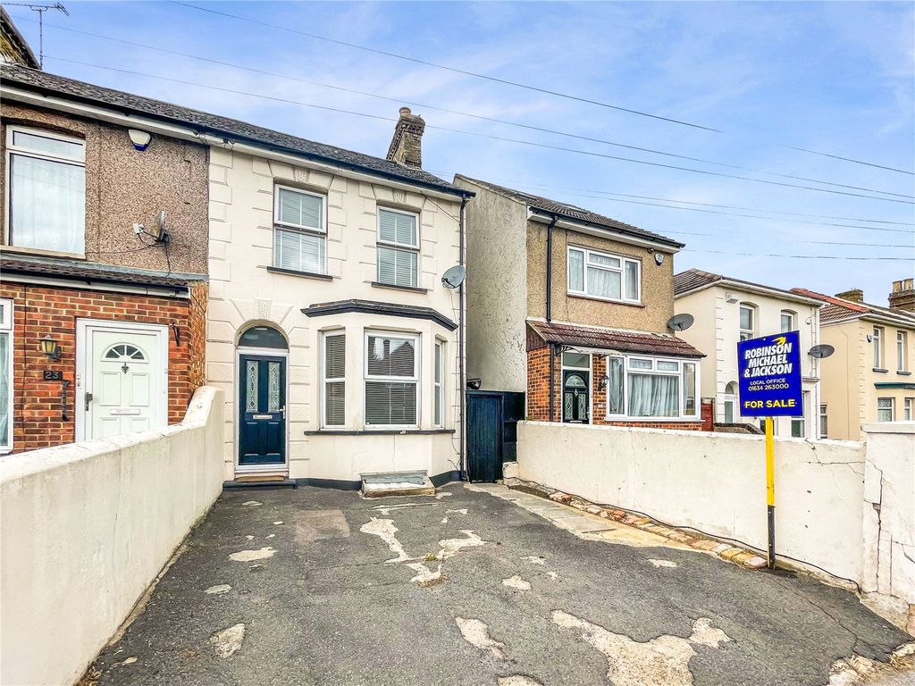 2 bed end terrace house for sale in Nelson Road, Gillingham, Kent ME7