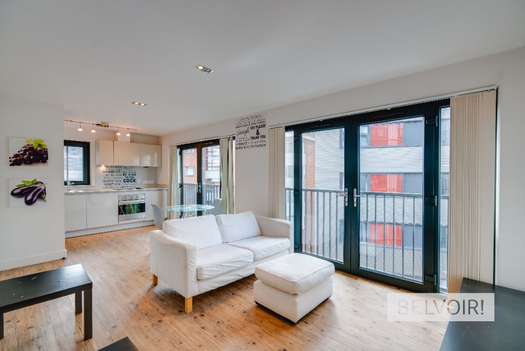 1 bed flat to rent in The Hub, 1 Clive Passage, Birmingham B4, £895 pcm