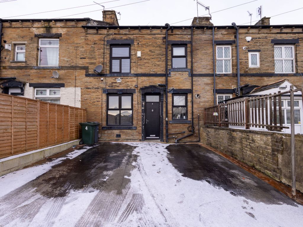 3 bed terraced house for sale in Watt Street, Laisterdyke, Bradford BD4