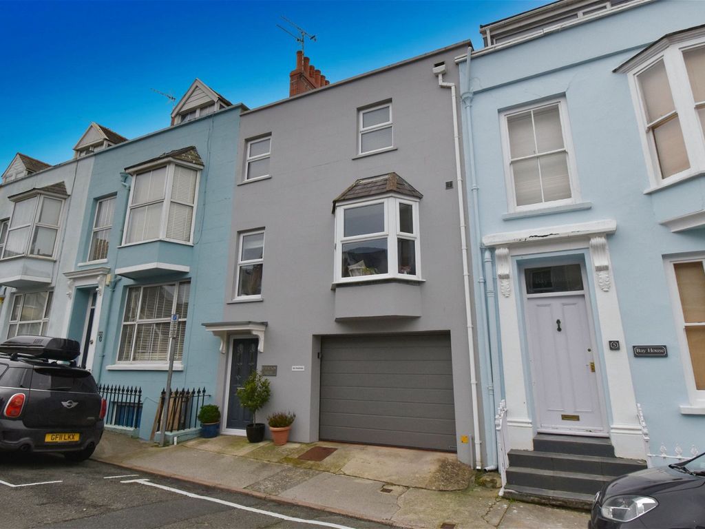 3 bed town house for sale in Stratton House, Picton Road, Tenby SA70, £