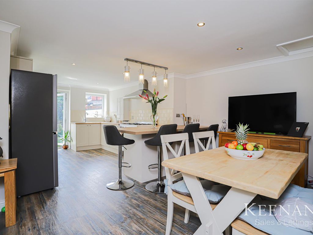 2 bed terraced house for sale in Schofield Street, Darwen BB3, £140,000