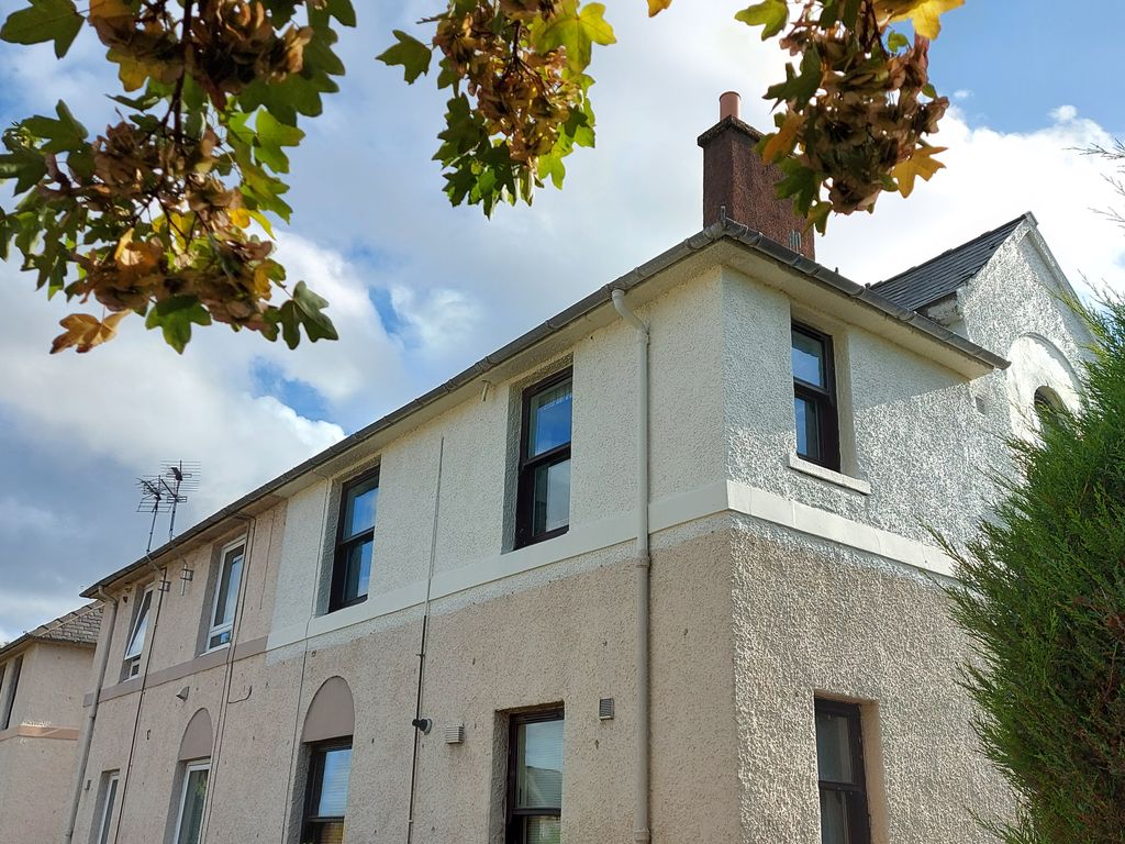 2 bed flat to rent in Shadepark Gardens, Dalkeith EH22, £900 pcm Zoopla