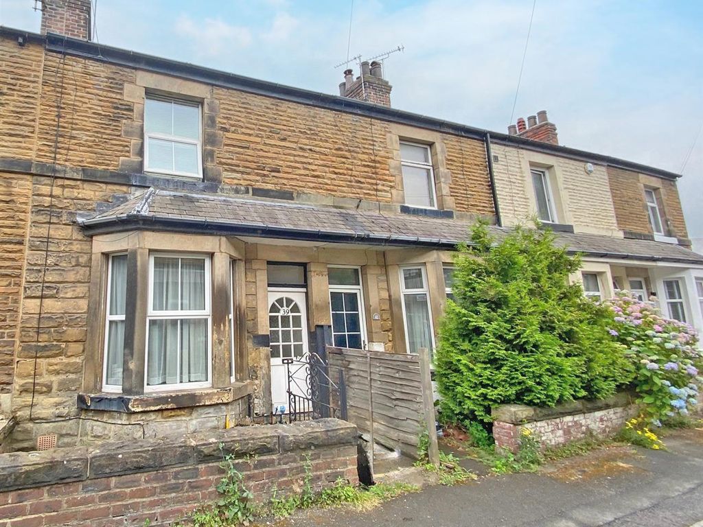 2 bed terraced house for sale in Albert Place, Harrogate HG1, £185,000
