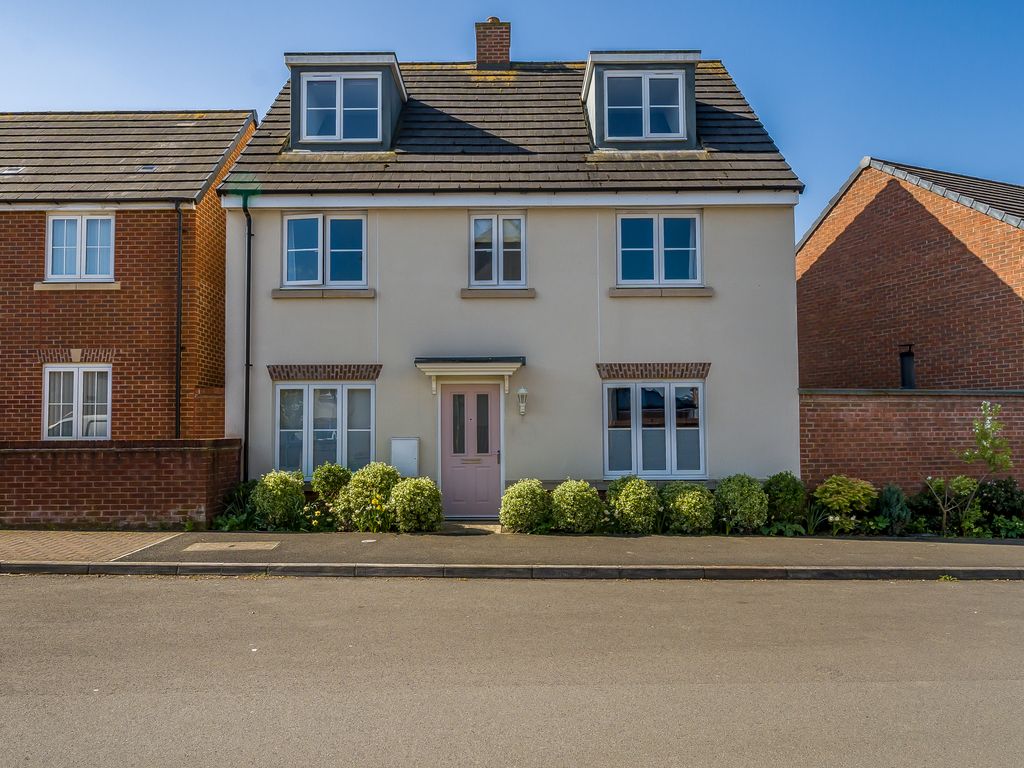 5 bed detached house for sale in Skylark Road, Melksham, Wiltshire SN12