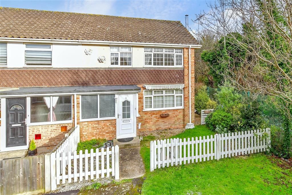 2 bed end terrace house for sale in Eastfields, Folkestone, Kent CT19