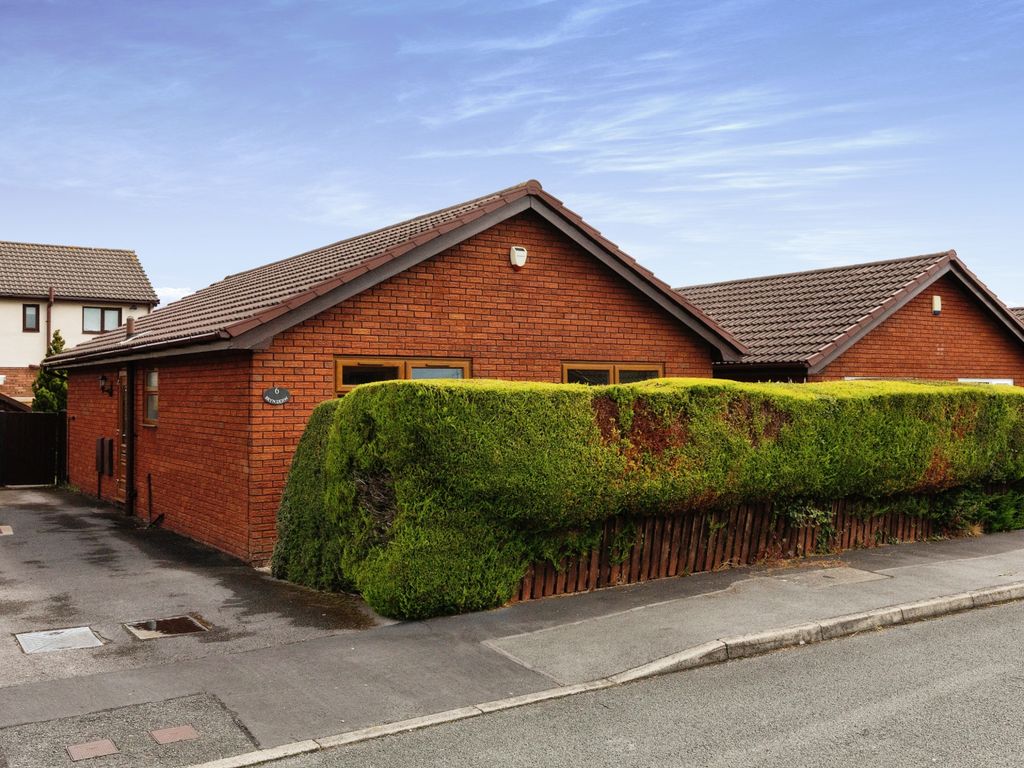 3 bed bungalow for sale in Bryn Derw, Flint, Flintshire CH6 Zoopla