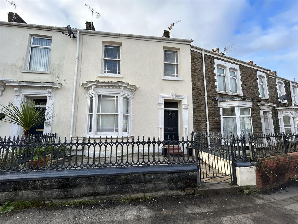 4 bed property for sale in Coldstream Street, Llanelli SA15 Zoopla