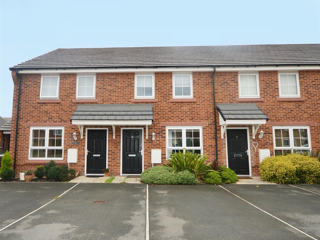 2 bed mews house for sale in Harry Mortimer Way, Elworth, Sandbach CW11
