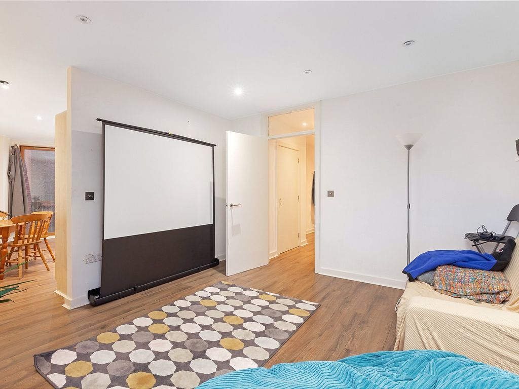 Lyme Grove House, Lyme Grove, London E9