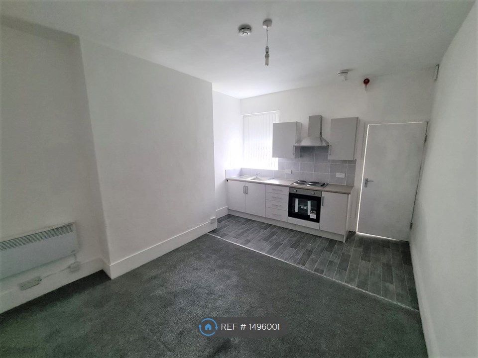 Studio to rent in Bromwich Street, Bolton BL2 Zoopla