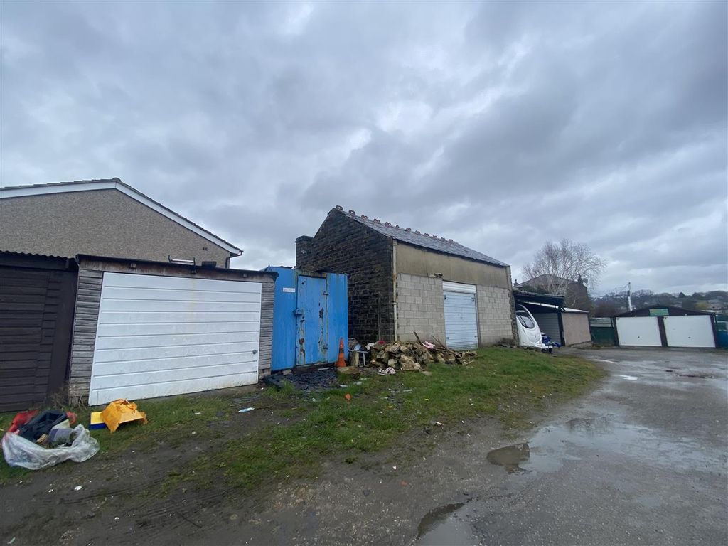 2 bed detached house for sale in Rawdon Street, Keighley BD22, £89,950